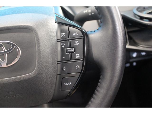 プリウス Ｚ　クールレーシングエアロ／全周囲カメラ／１２．３インチデヒスプレイ／デジタルインナーミラー／レッドイルミネーション／スぺアタイヤ／電動式ゲート／パワーシート／シートヒーター／ＬＥＤヘッドライト／フルセグ（13枚目）