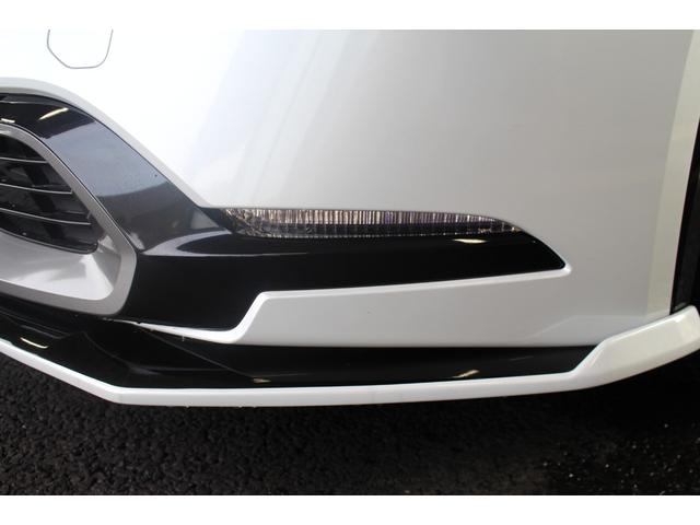 プリウス Ｚ　クールレーシングエアロ／全周囲カメラ／１２．３インチデヒスプレイ／デジタルインナーミラー／レッドイルミネーション／スぺアタイヤ／電動式ゲート／パワーシート／シートヒーター／ＬＥＤヘッドライト／フルセグ（27枚目）