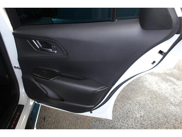 プリウス Ｚ　クールレーシングエアロ／全周囲カメラ／１２．３インチデヒスプレイ／デジタルインナーミラー／レッドイルミネーション／スぺアタイヤ／電動式ゲート／パワーシート／シートヒーター／ＬＥＤヘッドライト／フルセグ（51枚目）