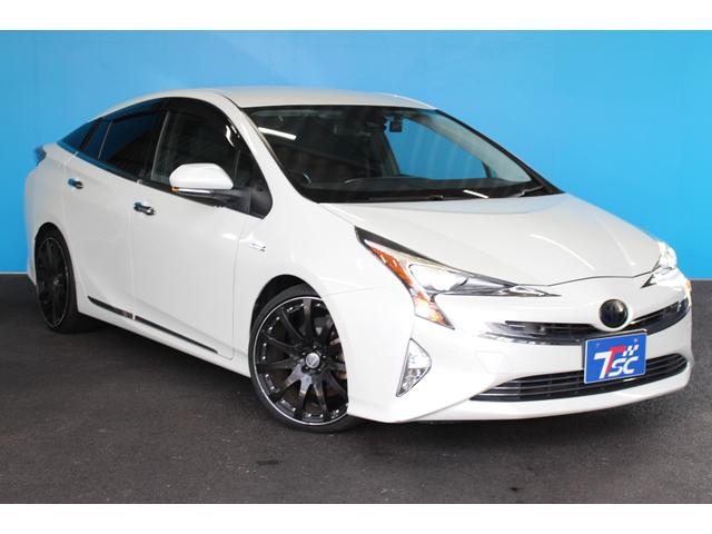 プリウス Ａツーリングセレクション　禁煙車／セーフティセンス／レーダークルーズ／クリアランスソナー／バックカメラ／純正９インチナビ／革シート／シートヒーター／社外ＣＡＲＬＳＳＯＮ１９ＡＷ／Ｂｌｕｅｔｏｏｔｈ／ドラレコ／ＥＴＣ／ダウンサス（15枚目）