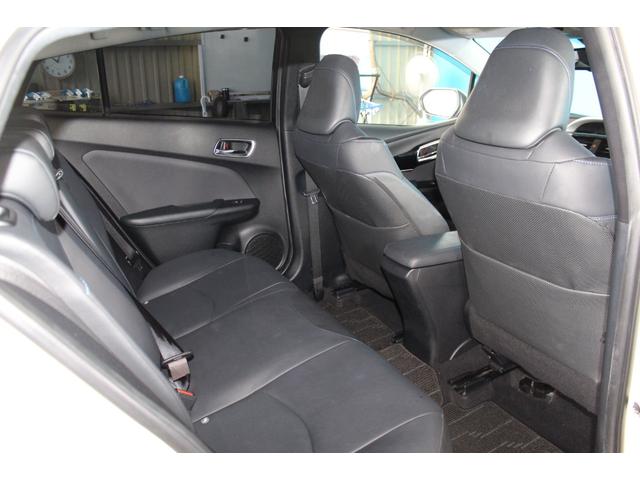 プリウス Ａツーリングセレクション　禁煙車／セーフティセンス／レーダークルーズ／クリアランスソナー／バックカメラ／純正９インチナビ／革シート／シートヒーター／社外ＣＡＲＬＳＳＯＮ１９ＡＷ／Ｂｌｕｅｔｏｏｔｈ／ドラレコ／ＥＴＣ／ダウンサス（48枚目）