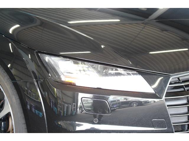 【ＬＥＤライト】通常のハロゲンライトに比べて何倍も明るく暗い夜道も安心です！消費電力が少ないのでバッテリーの負担も少なく、白く明るいライトは見た目もスタイリッシュです！