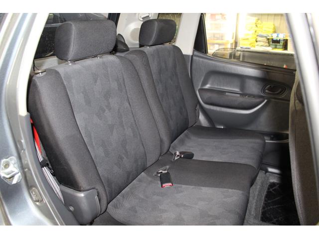 Keiワークス ベースグレード 5速MT車/RECAROシート/純正15インチアルミホイール/ターボ/フォグランプ/エアバッグ/パワーステアリング/プライバシーガラス/電動格納ミラー(8枚目)