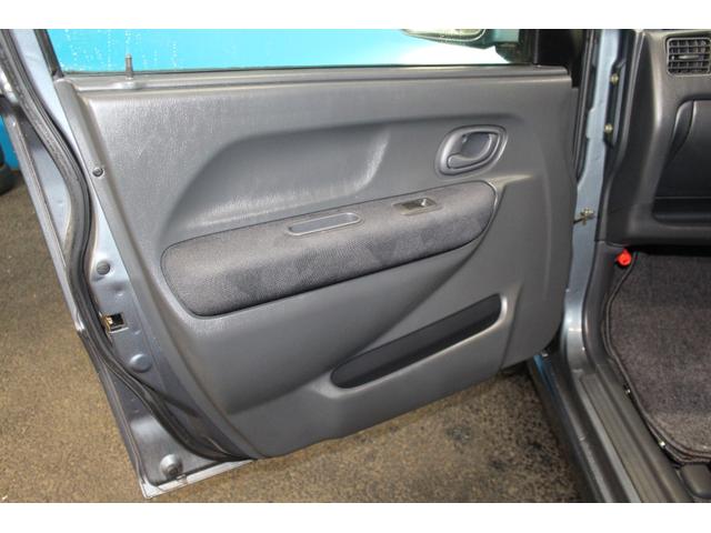 Keiワークス ベースグレード 5速MT車/RECAROシート/純正15インチアルミホイール/ターボ/フォグランプ/エアバッグ/パワーステアリング/プライバシーガラス/電動格納ミラー(22枚目)