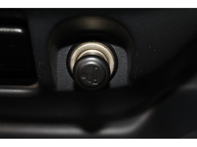 Keiワークス ベースグレード 5速MT車/RECAROシート/純正15インチアルミホイール/ターボ/フォグランプ/エアバッグ/パワーステアリング/プライバシーガラス/電動格納ミラー(29枚目)