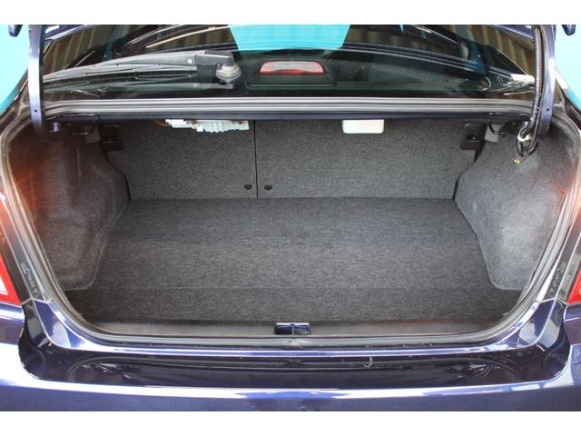 インプレッサ WRX STi 禁煙車/6速MT車/RECARO製バケットシート/大型リアスポイラー/STRADA製7インチナビ/STI18インチアルミホイール/4WD/ターボ/HIDヘッドライト/プッシュスタート/ETC/(9枚目)