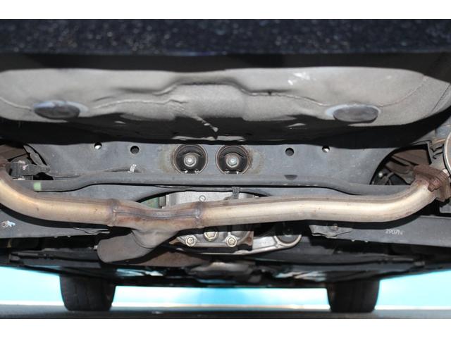 インプレッサ WRX STi 禁煙車/6速MT車/RECARO製バケットシート/大型リアスポイラー/STRADA製7インチナビ/STI18インチアルミホイール/4WD/ターボ/HIDヘッドライト/プッシュスタート/ETC/(10枚目)