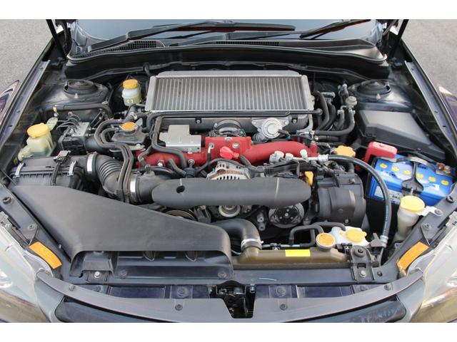 インプレッサ WRX STi 禁煙車/6速MT車/RECARO製バケットシート/大型リアスポイラー/STRADA製7インチナビ/STI18インチアルミホイール/4WD/ターボ/HIDヘッドライト/プッシュスタート/ETC/(11枚目)