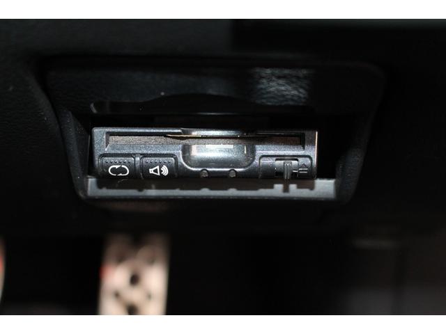 インプレッサ WRX STi 禁煙車/6速MT車/RECARO製バケットシート/大型リアスポイラー/STRADA製7インチナビ/STI18インチアルミホイール/4WD/ターボ/HIDヘッドライト/プッシュスタート/ETC/(18枚目)