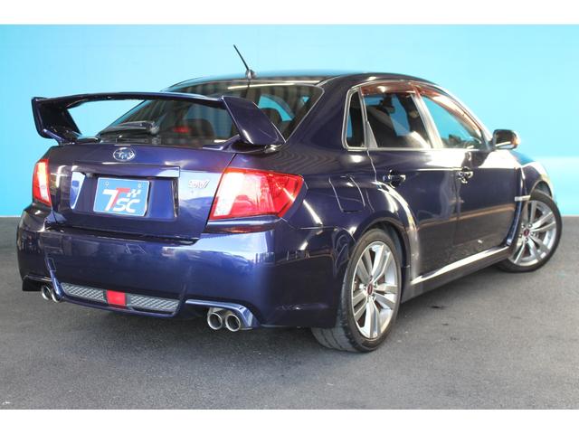 インプレッサ WRX STi 禁煙車/6速MT車/RECARO製バケットシート/大型リアスポイラー/STRADA製7インチナビ/STI18インチアルミホイール/4WD/ターボ/HIDヘッドライト/プッシュスタート/ETC/(23枚目)