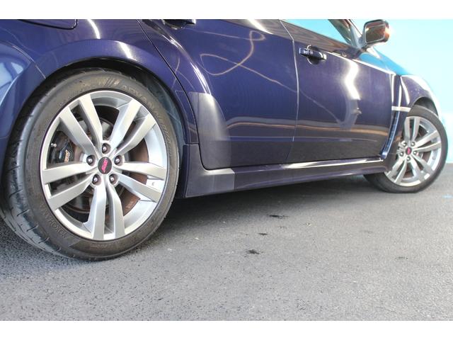 インプレッサ WRX STi 禁煙車/6速MT車/RECARO製バケットシート/大型リアスポイラー/STRADA製7インチナビ/STI18インチアルミホイール/4WD/ターボ/HIDヘッドライト/プッシュスタート/ETC/(24枚目)
