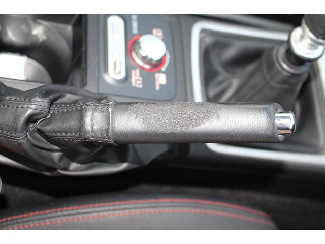 インプレッサ WRX STi 禁煙車/6速MT車/RECARO製バケットシート/大型リアスポイラー/STRADA製7インチナビ/STI18インチアルミホイール/4WD/ターボ/HIDヘッドライト/プッシュスタート/ETC/(46枚目)