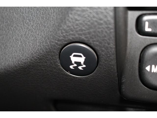 インプレッサ WRX STi 禁煙車/6速MT車/RECARO製バケットシート/大型リアスポイラー/STRADA製7インチナビ/STI18インチアルミホイール/4WD/ターボ/HIDヘッドライト/プッシュスタート/ETC/(52枚目)