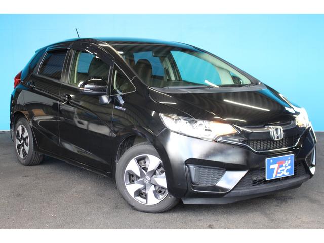 フィットハイブリッド Fパッケージ 禁煙車/純正ナビ/バックカメラ/フルセグ/LEDヘッドライト/ブルートゥース接続可/プッシュスタート/オートライト/ETC/(13枚目)