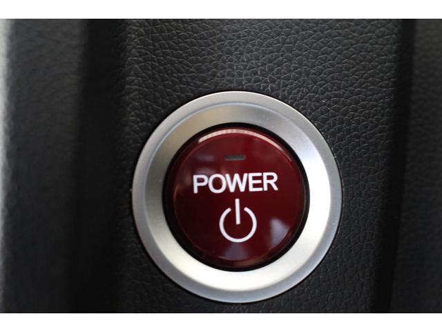 フィットハイブリッド Fパッケージ 禁煙車/純正ナビ/バックカメラ/フルセグ/LEDヘッドライト/ブルートゥース接続可/プッシュスタート/オートライト/ETC/(19枚目)