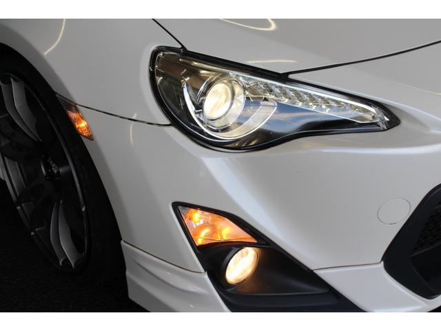 86 GT 禁煙車/6速MT車/TRDエアロ/RAYS19インチアルミホイール/HKS車高調/純正ナビ/バックカメラ/フルセグ/プッシュスタート/HIDヘッドライト/ブルートゥース接続/ETC/オートライト(25枚目)