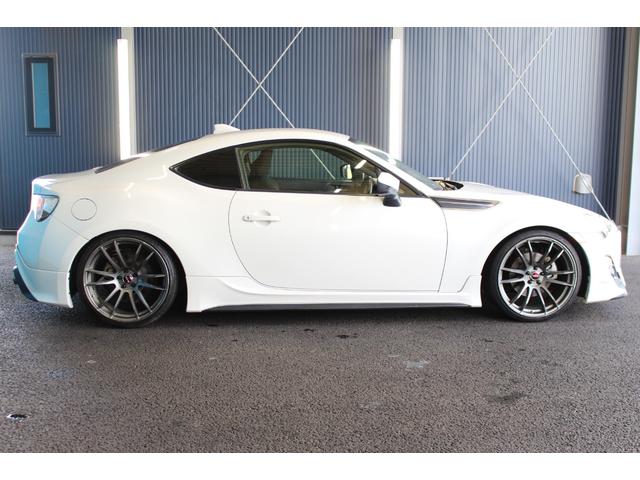 86 GT 禁煙車/6速MT車/TRDエアロ/RAYS19インチアルミホイール/HKS車高調/純正ナビ/バックカメラ/フルセグ/プッシュスタート/HIDヘッドライト/ブルートゥース接続/ETC/オートライト(38枚目)