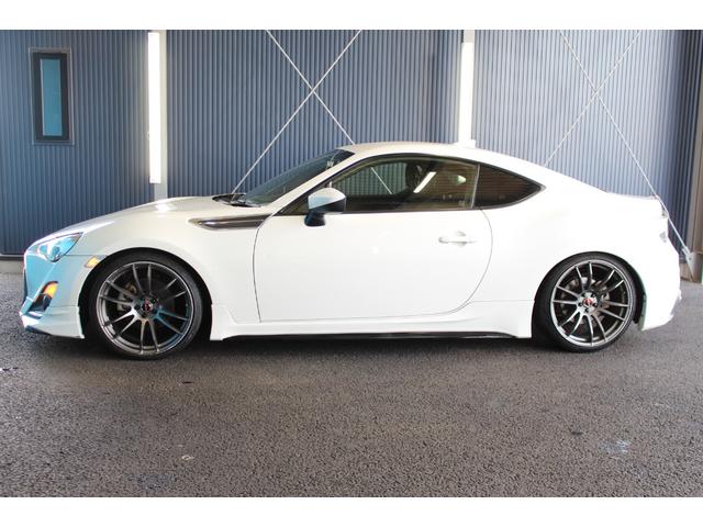 86 GT 禁煙車/6速MT車/TRDエアロ/RAYS19インチアルミホイール/HKS車高調/純正ナビ/バックカメラ/フルセグ/プッシュスタート/HIDヘッドライト/ブルートゥース接続/ETC/オートライト(39枚目)