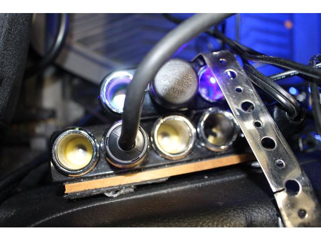 エクストレイル ２０ＧＴ　純正ＨＤＤナビ／禁煙／ルーフレール／バックカメラ／ターボ／ディーゼル／４ＷＤ／ＥＴＣ／社外１７インチＡＷ／ＨＩＤヘッドライト／寒冷地仕様／ミュージックプレイヤー接続／オートクルーズコントロール／（46枚目）