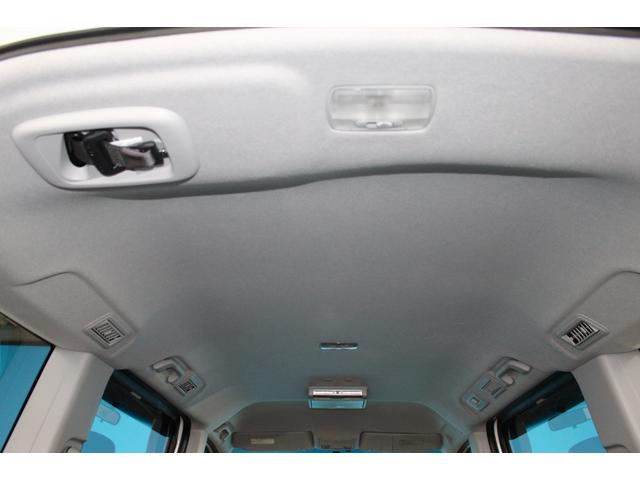 ステップワゴンスパーダ Ｚ　クールスピリット　禁煙車／後期型／７人乗り／後席モニター／純正９インチナビ／バックカメラ／フルセグ／両側パワースライドドア／クルーズコントロール／ＨＩＤヘッドライト／パドルシフト／ＥＴＣ／コーナーセンサー（10枚目）