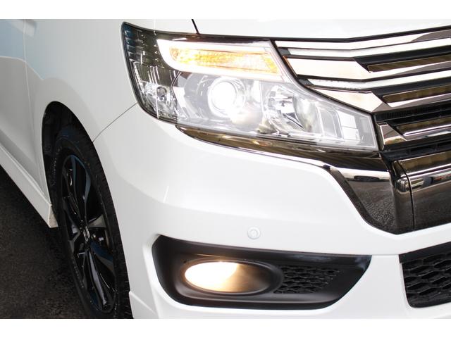 ステップワゴンスパーダ Ｚ　クールスピリット　禁煙車／後期型／７人乗り／後席モニター／純正９インチナビ／バックカメラ／フルセグ／両側パワースライドドア／クルーズコントロール／ＨＩＤヘッドライト／パドルシフト／ＥＴＣ／コーナーセンサー（15枚目）