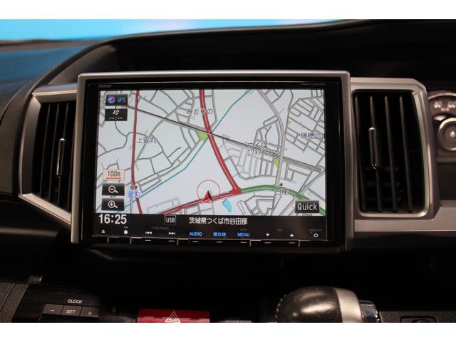 ステップワゴンスパーダ Ｚ　クールスピリット　禁煙車／後期型／７人乗り／後席モニター／純正９インチナビ／バックカメラ／フルセグ／両側パワースライドドア／クルーズコントロール／ＨＩＤヘッドライト／パドルシフト／ＥＴＣ／コーナーセンサー（16枚目）