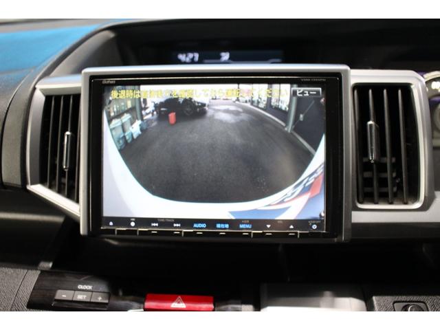 ステップワゴンスパーダ Ｚ　クールスピリット　禁煙車／後期型／７人乗り／後席モニター／純正９インチナビ／バックカメラ／フルセグ／両側パワースライドドア／クルーズコントロール／ＨＩＤヘッドライト／パドルシフト／ＥＴＣ／コーナーセンサー（17枚目）