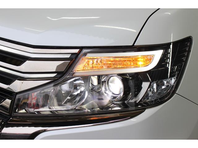 ステップワゴンスパーダ Ｚ　クールスピリット　禁煙車／後期型／７人乗り／後席モニター／純正９インチナビ／バックカメラ／フルセグ／両側パワースライドドア／クルーズコントロール／ＨＩＤヘッドライト／パドルシフト／ＥＴＣ／コーナーセンサー（31枚目）