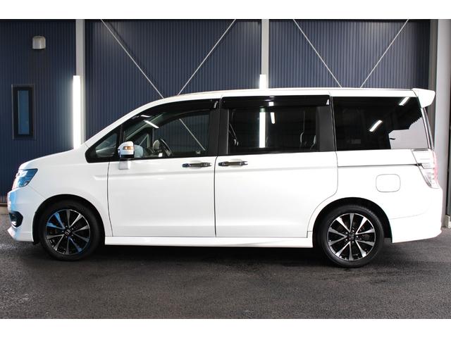 ステップワゴンスパーダ Ｚ　クールスピリット　禁煙車／後期型／７人乗り／後席モニター／純正９インチナビ／バックカメラ／フルセグ／両側パワースライドドア／クルーズコントロール／ＨＩＤヘッドライト／パドルシフト／ＥＴＣ／コーナーセンサー（37枚目）