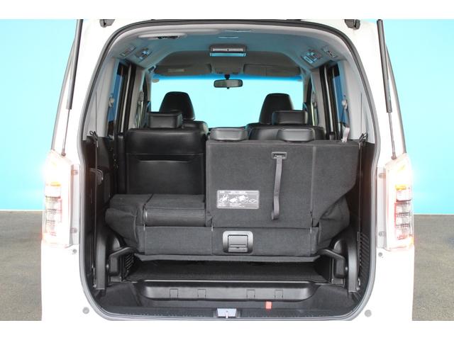 ステップワゴンスパーダ Ｚ　クールスピリット　禁煙車／後期型／７人乗り／後席モニター／純正９インチナビ／バックカメラ／フルセグ／両側パワースライドドア／クルーズコントロール／ＨＩＤヘッドライト／パドルシフト／ＥＴＣ／コーナーセンサー（46枚目）