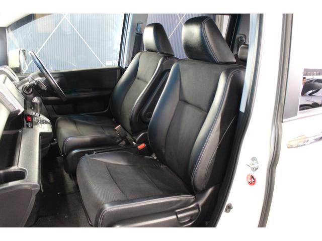 ステップワゴンスパーダ Ｚ　クールスピリット　禁煙車／後期型／７人乗り／後席モニター／純正９インチナビ／バックカメラ／フルセグ／両側パワースライドドア／クルーズコントロール／ＨＩＤヘッドライト／パドルシフト／ＥＴＣ／コーナーセンサー（49枚目）