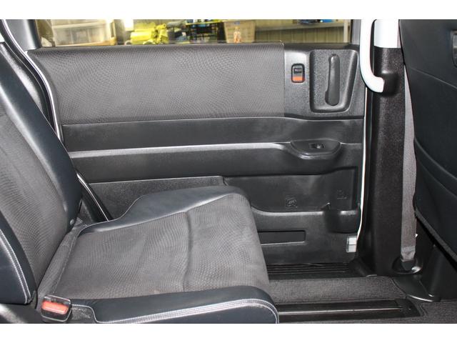 ステップワゴンスパーダ Ｚ　クールスピリット　禁煙車／後期型／７人乗り／後席モニター／純正９インチナビ／バックカメラ／フルセグ／両側パワースライドドア／クルーズコントロール／ＨＩＤヘッドライト／パドルシフト／ＥＴＣ／コーナーセンサー（50枚目）