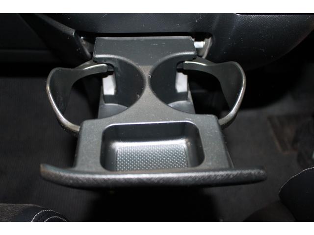 ステップワゴンスパーダ Ｚ　クールスピリット　禁煙車／後期型／７人乗り／後席モニター／純正９インチナビ／バックカメラ／フルセグ／両側パワースライドドア／クルーズコントロール／ＨＩＤヘッドライト／パドルシフト／ＥＴＣ／コーナーセンサー（63枚目）