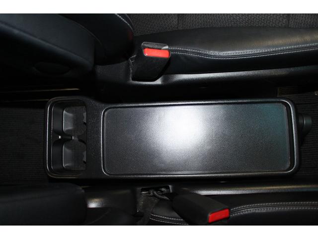 ステップワゴンスパーダ Ｚ　クールスピリット　禁煙車／後期型／７人乗り／後席モニター／純正９インチナビ／バックカメラ／フルセグ／両側パワースライドドア／クルーズコントロール／ＨＩＤヘッドライト／パドルシフト／ＥＴＣ／コーナーセンサー（65枚目）