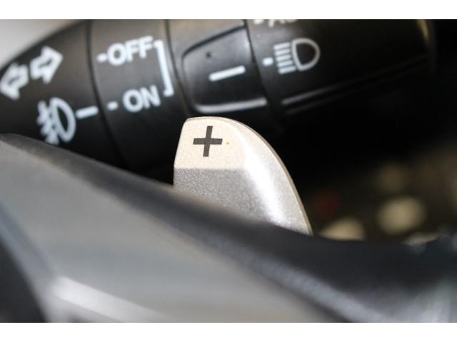 ステップワゴンスパーダ Ｚ　クールスピリット　禁煙車／後期型／７人乗り／後席モニター／純正９インチナビ／バックカメラ／フルセグ／両側パワースライドドア／クルーズコントロール／ＨＩＤヘッドライト／パドルシフト／ＥＴＣ／コーナーセンサー（69枚目）