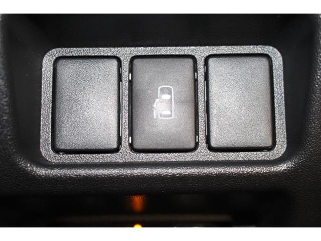 ハイエースワゴン ＧＬ　４型／禁煙／アルパイン１０，２型フリップダウン／ベットキット／カロッツェリアナビ／バックカメラ／カロッツェリアサブウーファー／フルセグＴＶ／Ｂｌｕｅｔｏｏｔｈ／パワースライドドア／ＥＴＣ／ベッドキット（13枚目）