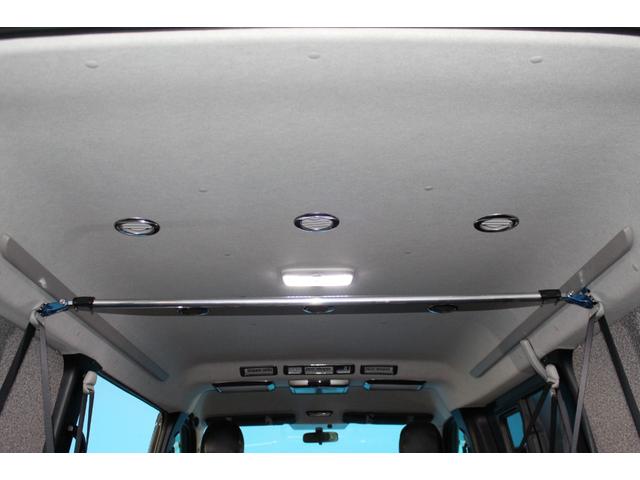 ハイエースワゴン ＧＬ　４型／禁煙／アルパイン１０，２型フリップダウン／ベットキット／カロッツェリアナビ／バックカメラ／カロッツェリアサブウーファー／フルセグＴＶ／Ｂｌｕｅｔｏｏｔｈ／パワースライドドア／ＥＴＣ／ベッドキット（43枚目）