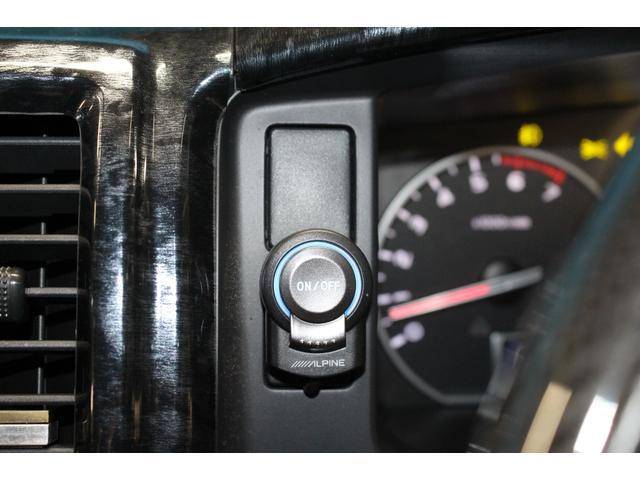 ハイエースワゴン ＧＬ　４型／禁煙／アルパイン１０，２型フリップダウン／ベットキット／カロッツェリアナビ／バックカメラ／カロッツェリアサブウーファー／フルセグＴＶ／Ｂｌｕｅｔｏｏｔｈ／パワースライドドア／ＥＴＣ／ベッドキット（64枚目）
