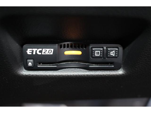 フィット ｅ：ＨＥＶ　ＲＳ　禁煙車／ホンダセンシング／純正９インチナビ／ハーフレザーシート／バックカメラ／ＥＮＫＥＩ１６インチホイール／クリアランスソナー／レーダークルーズコントロール／レーンキープアシスト／ＬＥＤヘッドライト（15枚目）