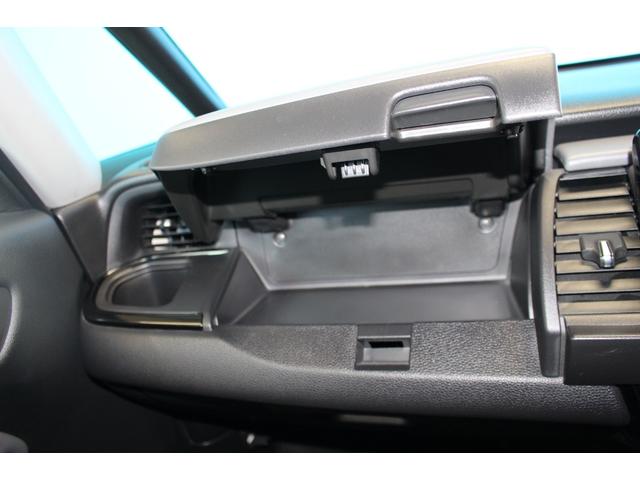 フィット ｅ：ＨＥＶ　ＲＳ　禁煙車／ホンダセンシング／純正９インチナビ／ハーフレザーシート／バックカメラ／ＥＮＫＥＩ１６インチホイール／クリアランスソナー／レーダークルーズコントロール／レーンキープアシスト／ＬＥＤヘッドライト（55枚目）