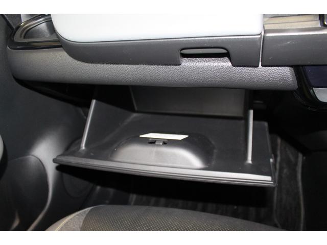 フィット ｅ：ＨＥＶ　ＲＳ　禁煙車／ホンダセンシング／純正９インチナビ／ハーフレザーシート／バックカメラ／ＥＮＫＥＩ１６インチホイール／クリアランスソナー／レーダークルーズコントロール／レーンキープアシスト／ＬＥＤヘッドライト（56枚目）