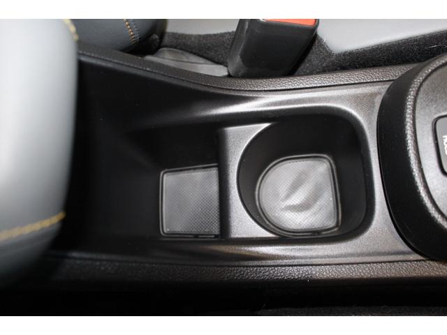 フィット ｅ：ＨＥＶ　ＲＳ　禁煙車／ホンダセンシング／純正９インチナビ／ハーフレザーシート／バックカメラ／ＥＮＫＥＩ１６インチホイール／クリアランスソナー／レーダークルーズコントロール／レーンキープアシスト／ＬＥＤヘッドライト（61枚目）