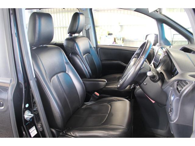 ヴォクシー ハイブリッドＶ　禁煙車／７人乘り／ＡＬＰＩＮＥ１０インチナビ／バックカメラ／フルセグ／両側パワースライドドア／クルーズコントロール／シートヒーター／プッシュスタート／ＬＥＤヘッドライト／ブルートゥース接続／ＥＴＣ／（7枚目）