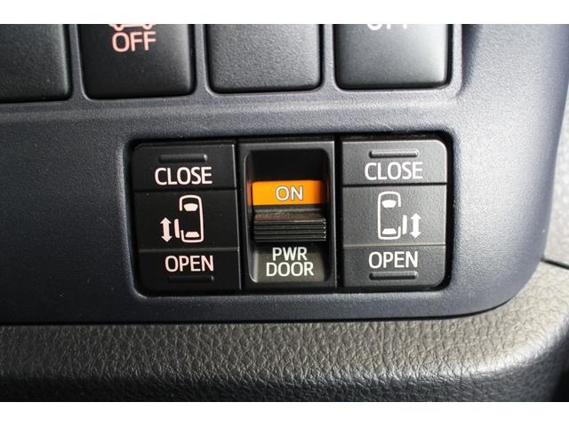 ヴォクシー ハイブリッドＶ　禁煙車／７人乘り／ＡＬＰＩＮＥ１０インチナビ／バックカメラ／フルセグ／両側パワースライドドア／クルーズコントロール／シートヒーター／プッシュスタート／ＬＥＤヘッドライト／ブルートゥース接続／ＥＴＣ／（23枚目）