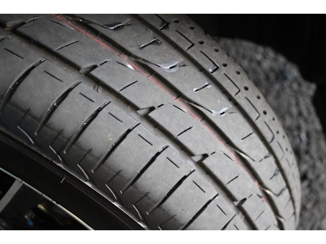 ヴォクシー ハイブリッドＶ　禁煙車／７人乘り／ＡＬＰＩＮＥ１０インチナビ／バックカメラ／フルセグ／両側パワースライドドア／クルーズコントロール／シートヒーター／プッシュスタート／ＬＥＤヘッドライト／ブルートゥース接続／ＥＴＣ／（27枚目）