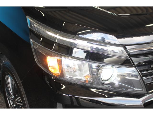 ヴォクシー ハイブリッドＶ　禁煙車／７人乘り／ＡＬＰＩＮＥ１０インチナビ／バックカメラ／フルセグ／両側パワースライドドア／クルーズコントロール／シートヒーター／プッシュスタート／ＬＥＤヘッドライト／ブルートゥース接続／ＥＴＣ／（33枚目）