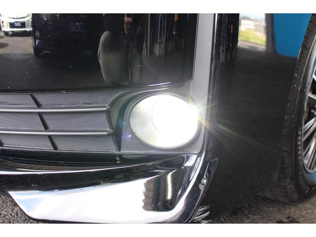 ヴォクシー ハイブリッドＶ　禁煙車／７人乘り／ＡＬＰＩＮＥ１０インチナビ／バックカメラ／フルセグ／両側パワースライドドア／クルーズコントロール／シートヒーター／プッシュスタート／ＬＥＤヘッドライト／ブルートゥース接続／ＥＴＣ／（36枚目）