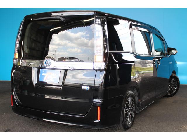 ヴォクシー ハイブリッドＶ　禁煙車／７人乘り／ＡＬＰＩＮＥ１０インチナビ／バックカメラ／フルセグ／両側パワースライドドア／クルーズコントロール／シートヒーター／プッシュスタート／ＬＥＤヘッドライト／ブルートゥース接続／ＥＴＣ／（44枚目）