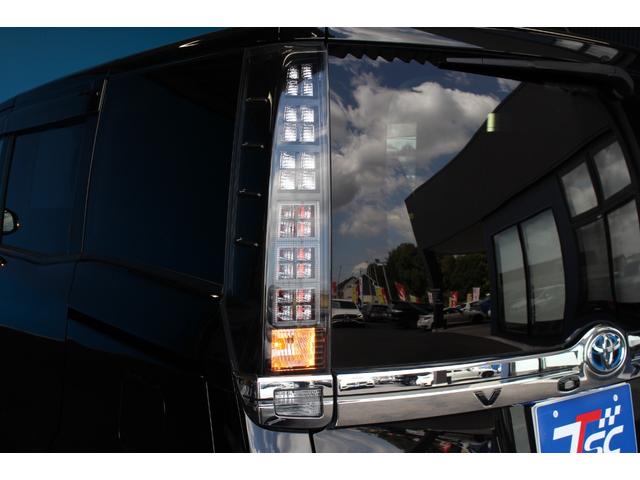 ヴォクシー ハイブリッドＶ　禁煙車／７人乘り／ＡＬＰＩＮＥ１０インチナビ／バックカメラ／フルセグ／両側パワースライドドア／クルーズコントロール／シートヒーター／プッシュスタート／ＬＥＤヘッドライト／ブルートゥース接続／ＥＴＣ／（48枚目）