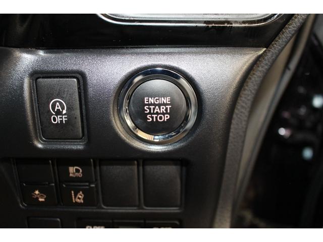 ノア Ｓｉ　ワンオーナー／禁煙／衝突軽減／両側パワースライドドア／パーキングアシスト／クリアランスソナー／ＥＴＣ／バックカメラ／純正１６インチアルミ／純正ＳＤナビ／Ｂｌｕｅｔｏｏｔｈ／純正１２．１型後席モニター（14枚目）